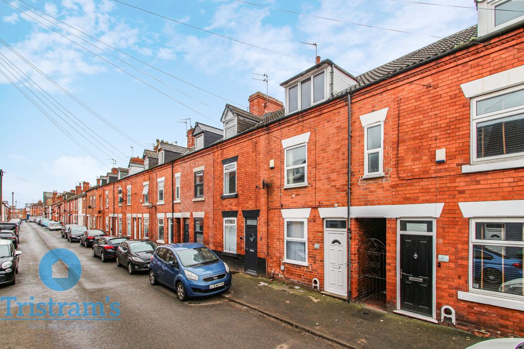 Property photo 1 of 21 Untitled Design - 2025-02-05T164302.544