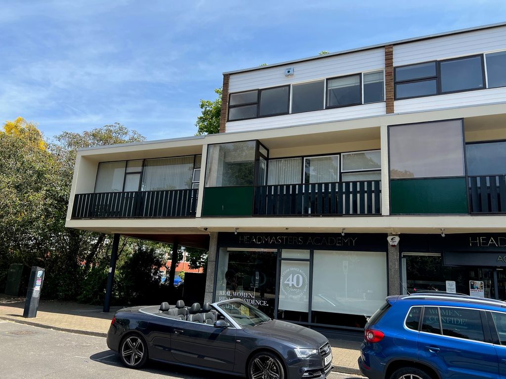 Property photo 1 of 1