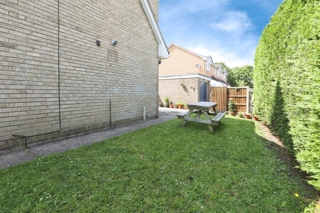 Property photo 3 of 15
