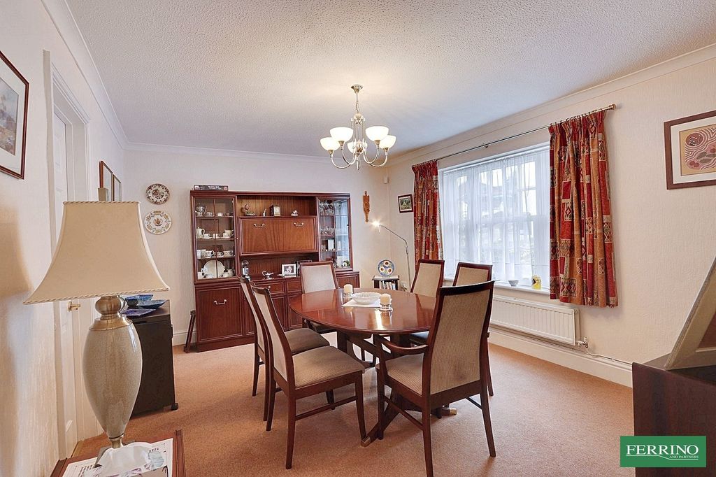 Additional image 8 of 5 bed detached house for sale(5 Bed With Detached Garage), 5 High View, Chepstow, Monmouthshire. NP16