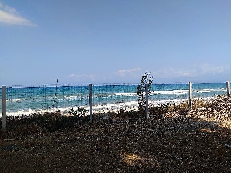 Property photo 2 of 8 Sea View