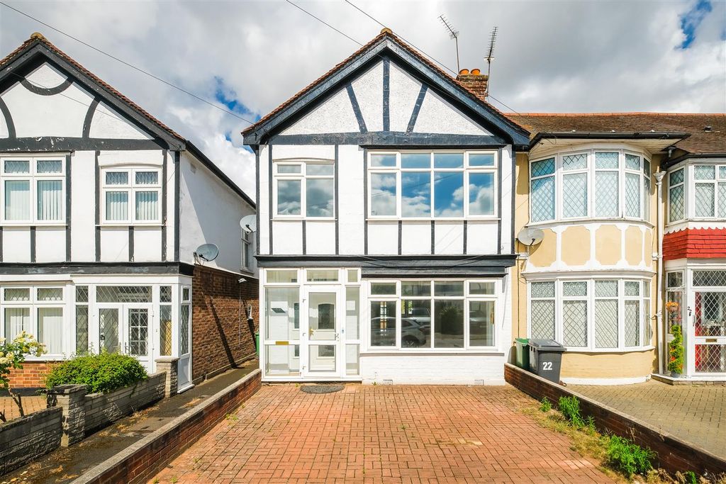 Property photo 1 of 31