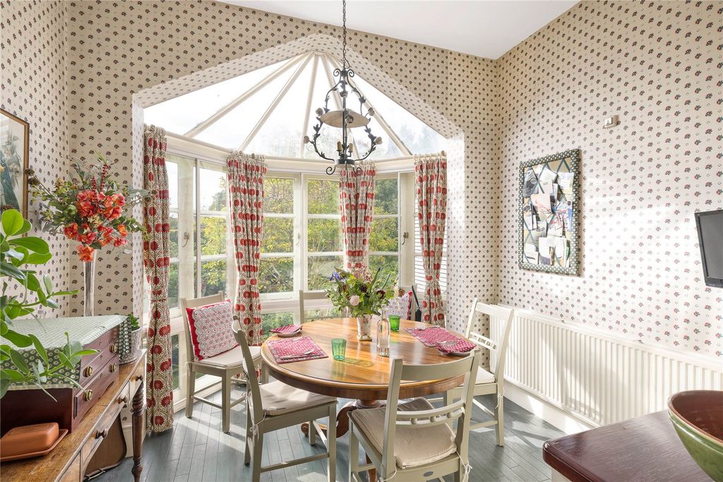 Property photo 2 of 16 Dining Room