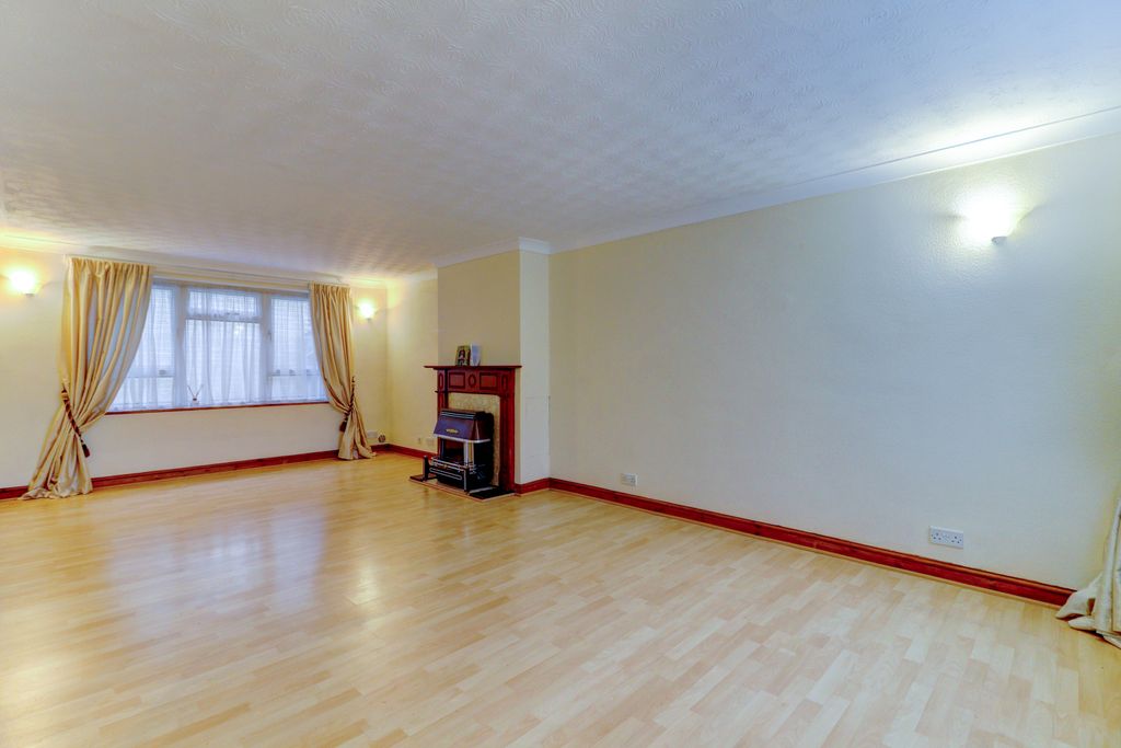 Property photo 3 of 17 Picture No. 03