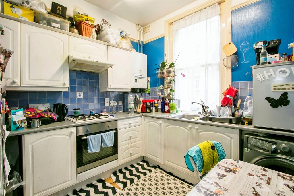 Property photo 3 of 14