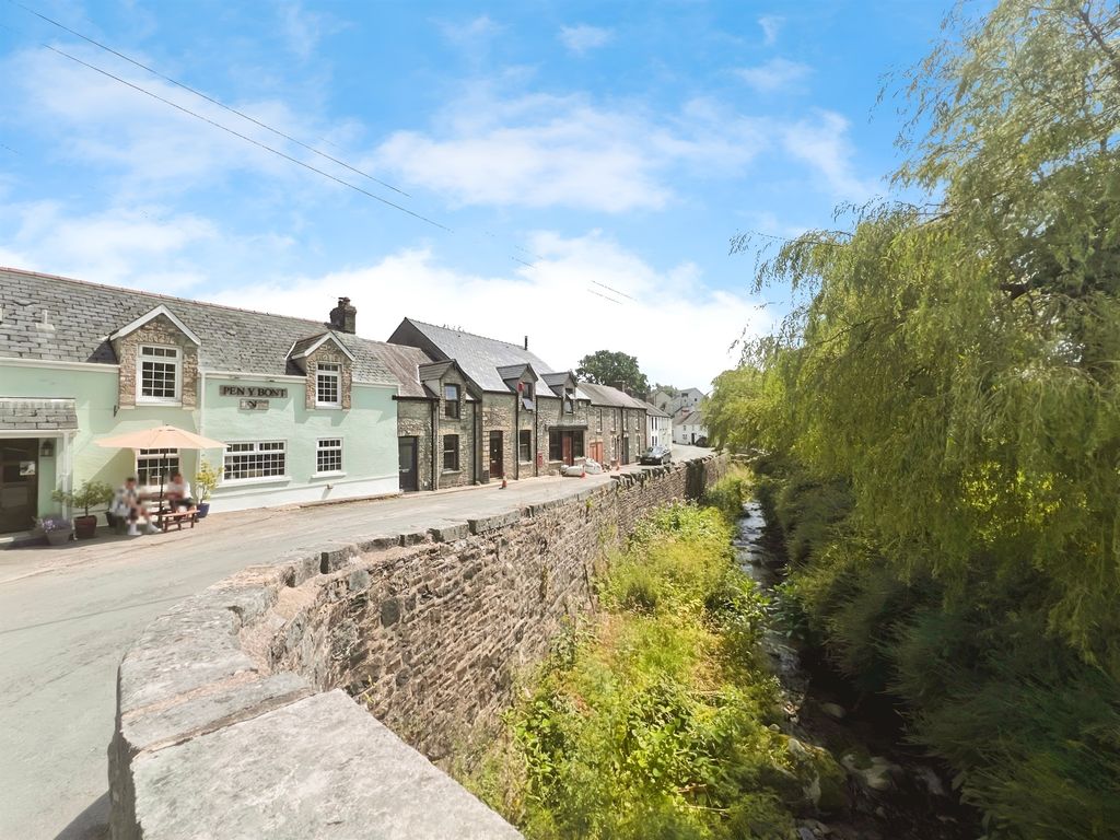 Property photo 3 of 24