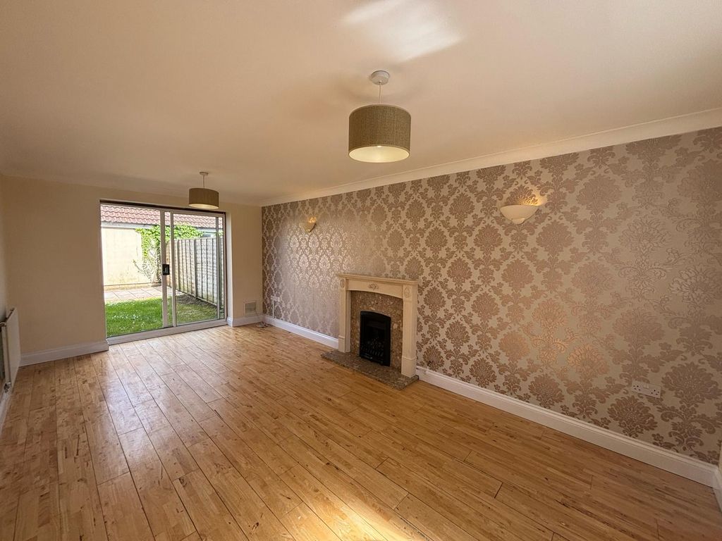 Property photo 2 of 20 View