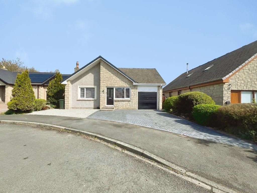 Property photo 1 of 13 Photo 8