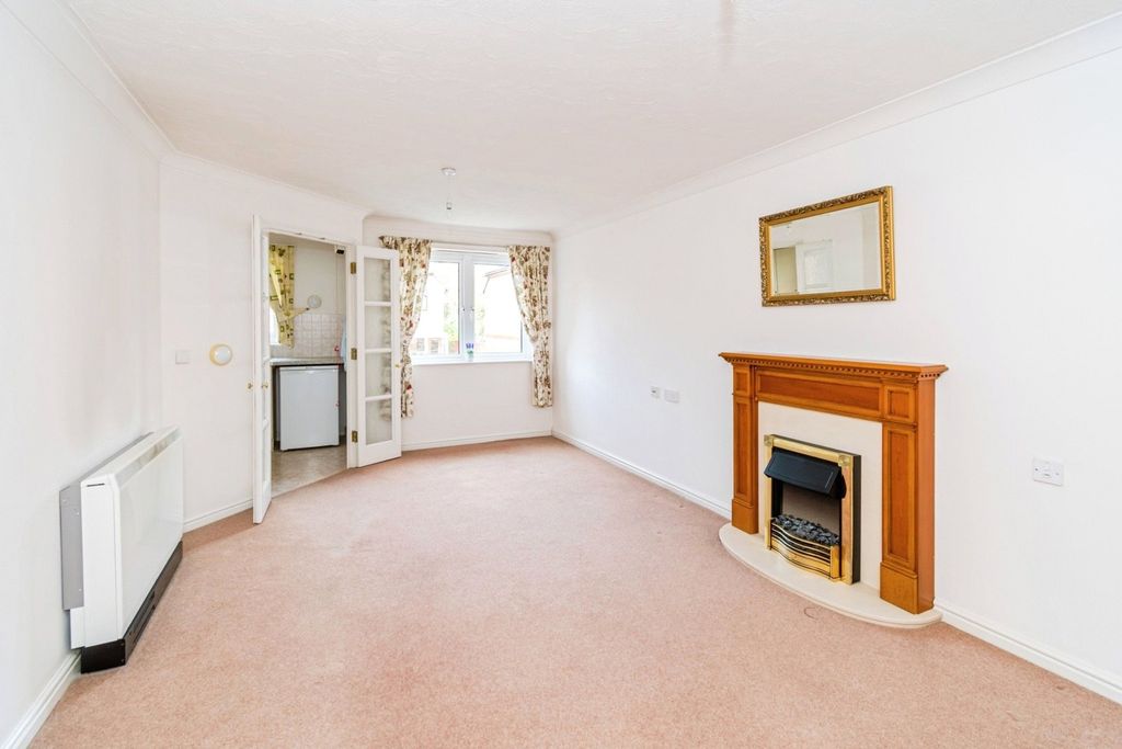 Property photo 2 of 11 Photo