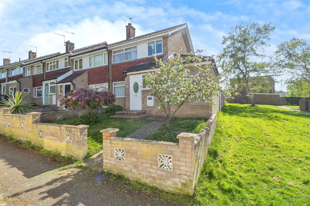 Property photo 2 of 17 Photo