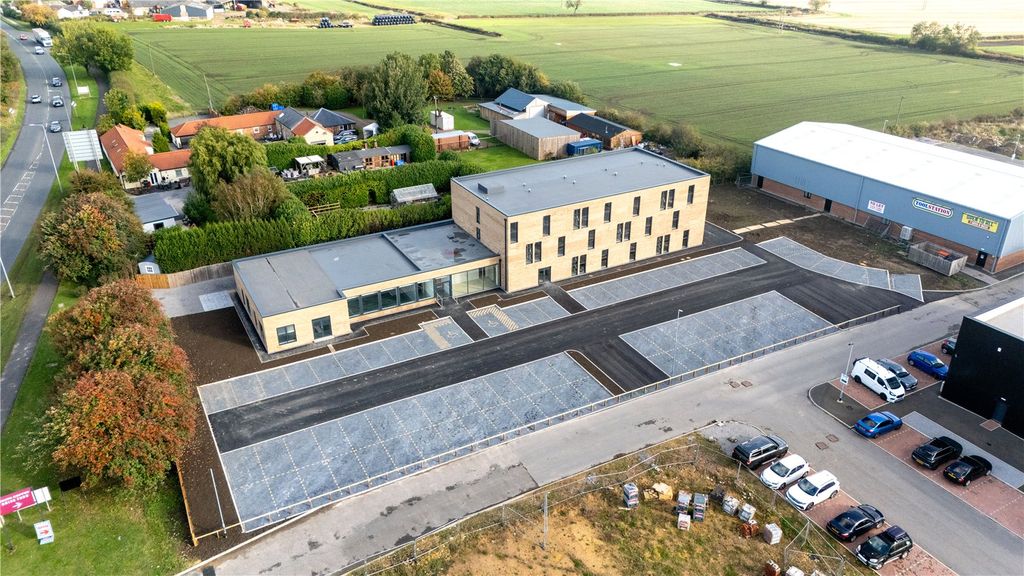 Property photo 1 of 7 Picture No. 06