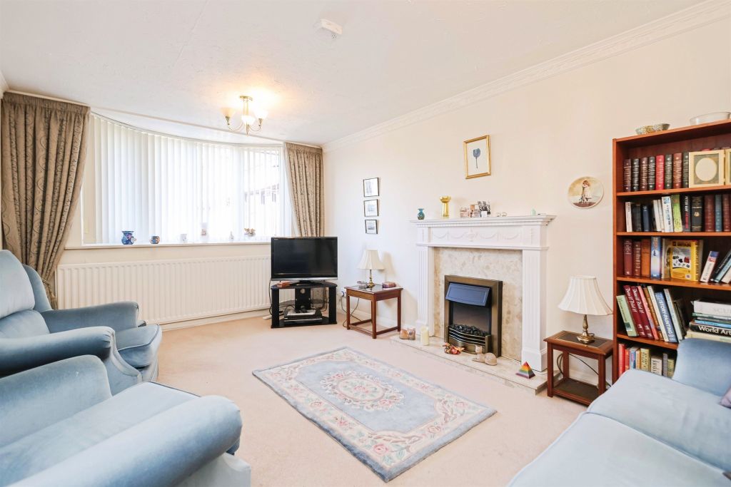 Property photo 3 of 17