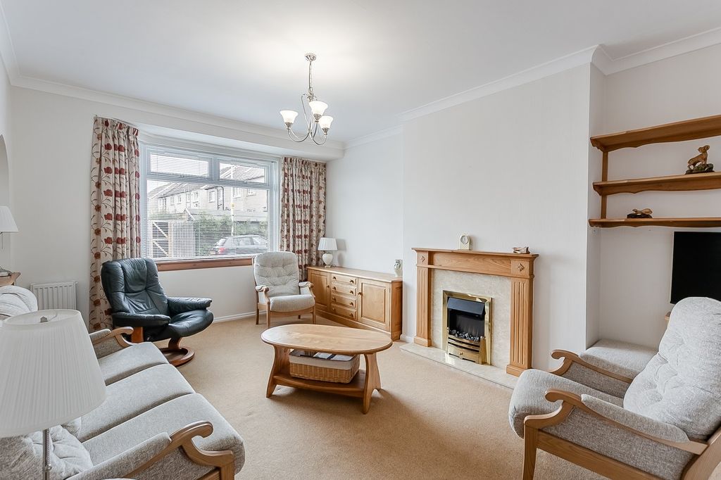 Property photo 2 of 30