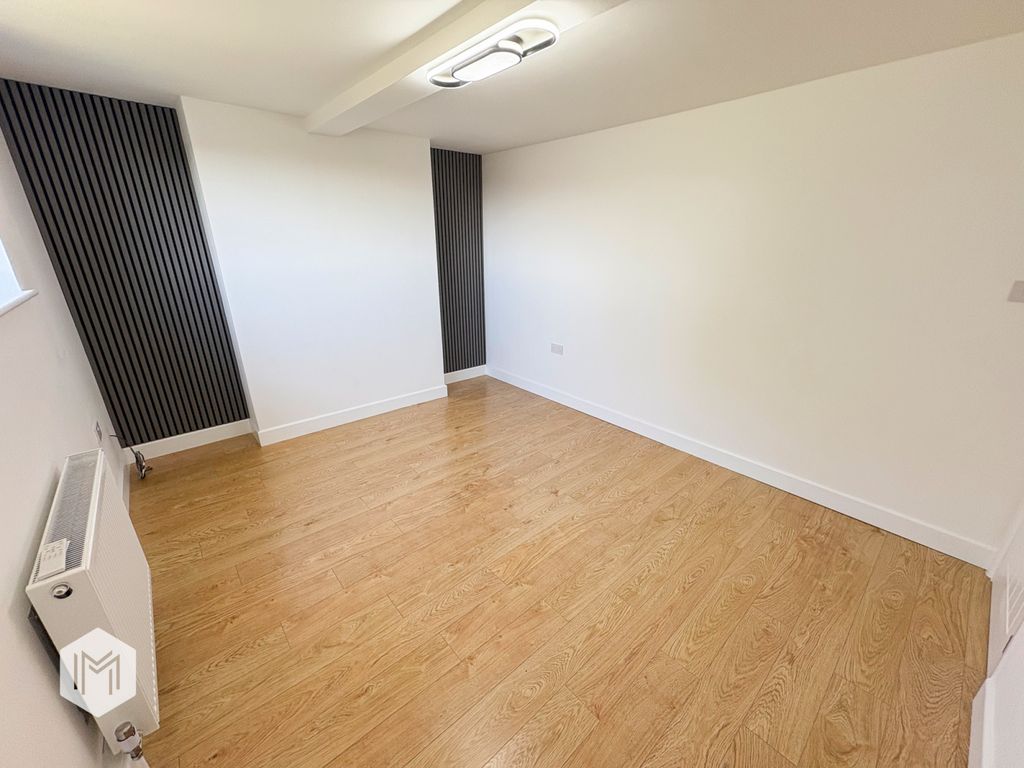 Property photo 3 of 15 Picture No. 04