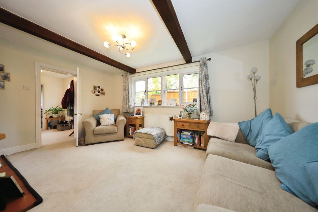 Property photo 3 of 17 Photo