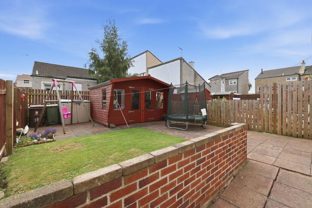 Property photo 2 of 30