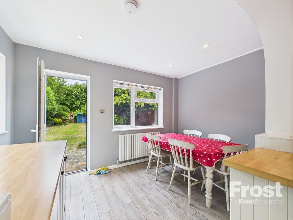 Property photo 3 of 19 Picture No. 24