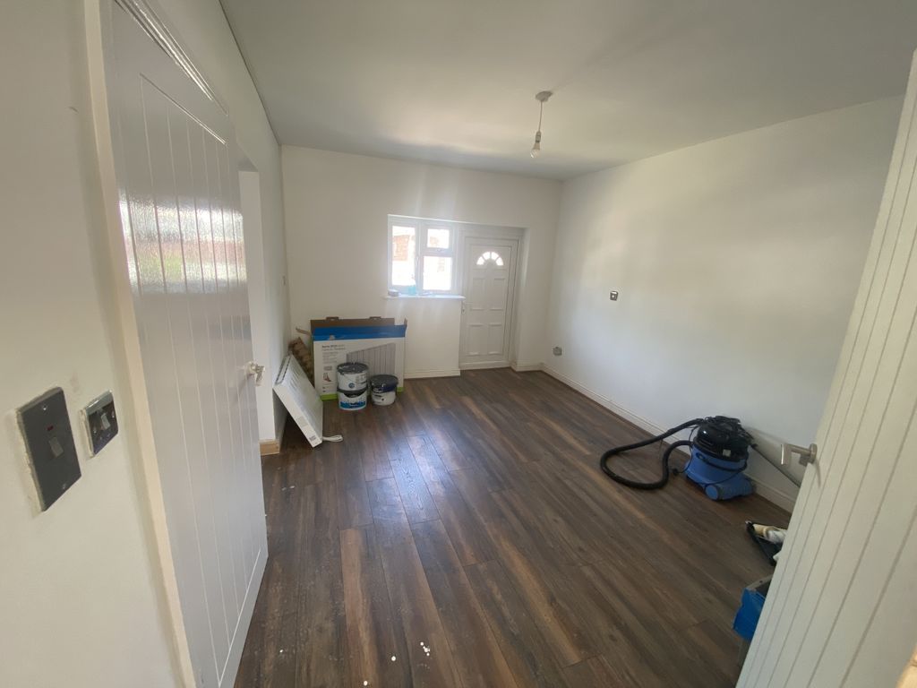 Property photo 3 of 7 Img_9799
