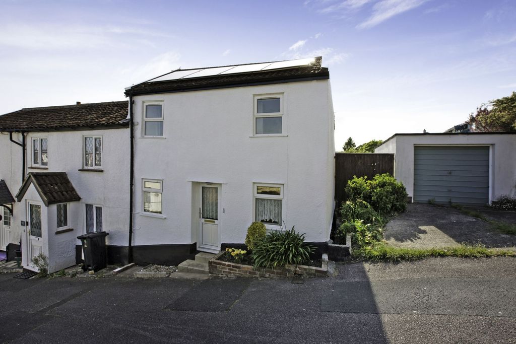 Property photo 1 of 16 Photo 19