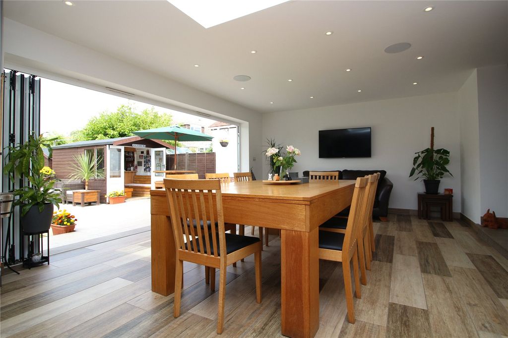 Property photo 3 of 20 Picture No. 20