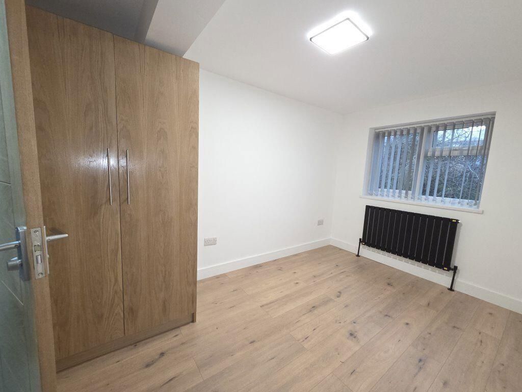 Property photo 2 of 11 Internal View