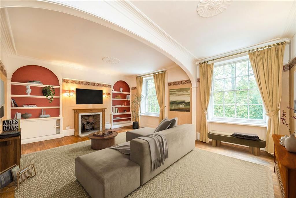 Property photo 3 of 13