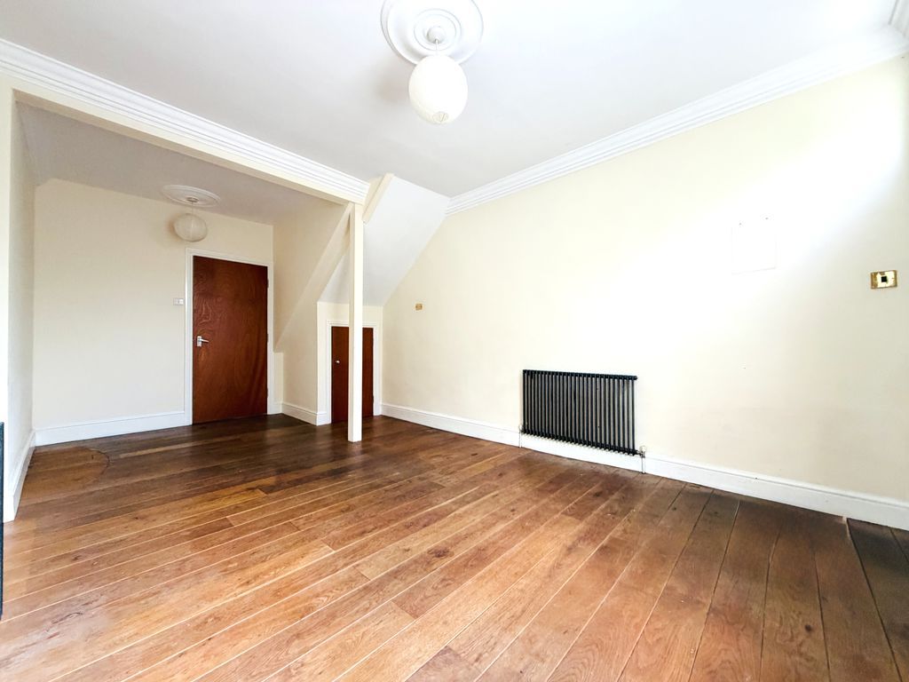 Property photo 2 of 27 Photo 41