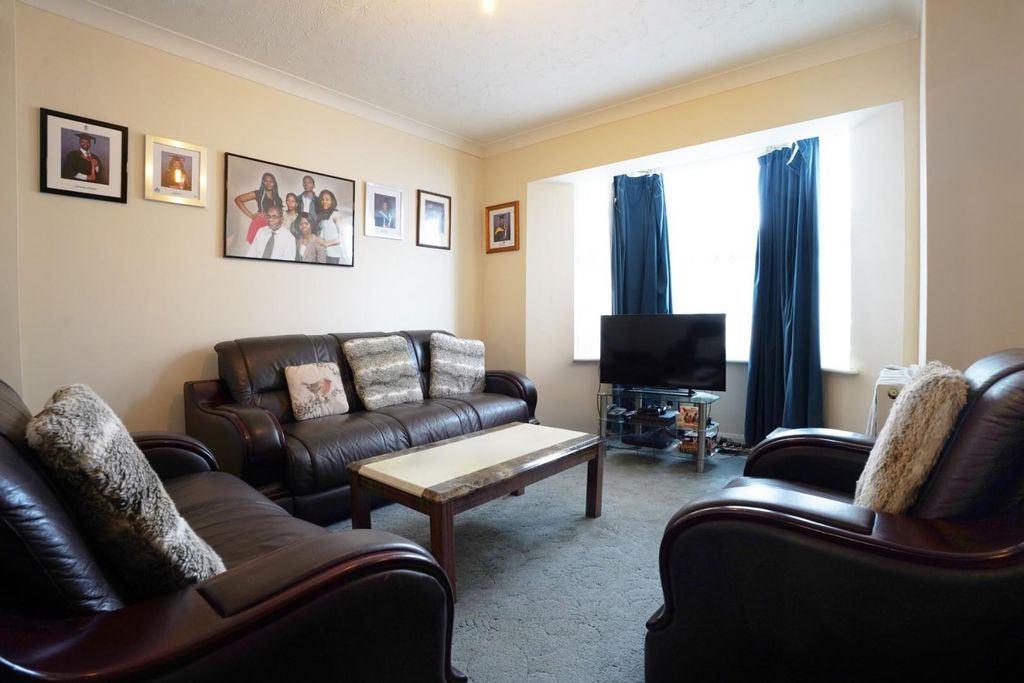 Property photo 2 of 16 Reception.Jpg