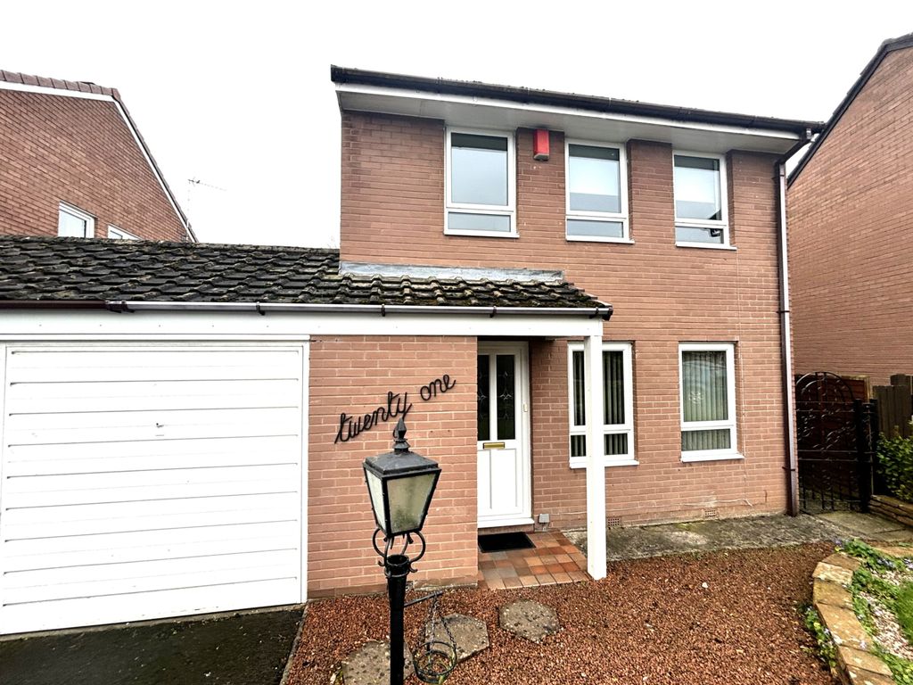 Property photo 1 of 19 3 Bedroom Semi Detached For Rent, North Of The River!