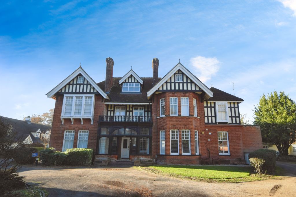 Property photo 1 of 26