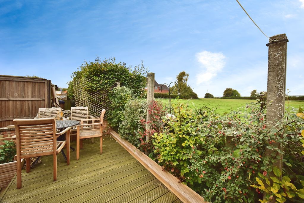 Property photo 3 of 20 Dsc_8057