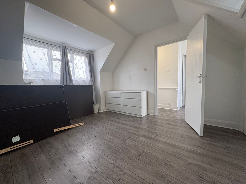 Property photo 3 of 12 Img_1648