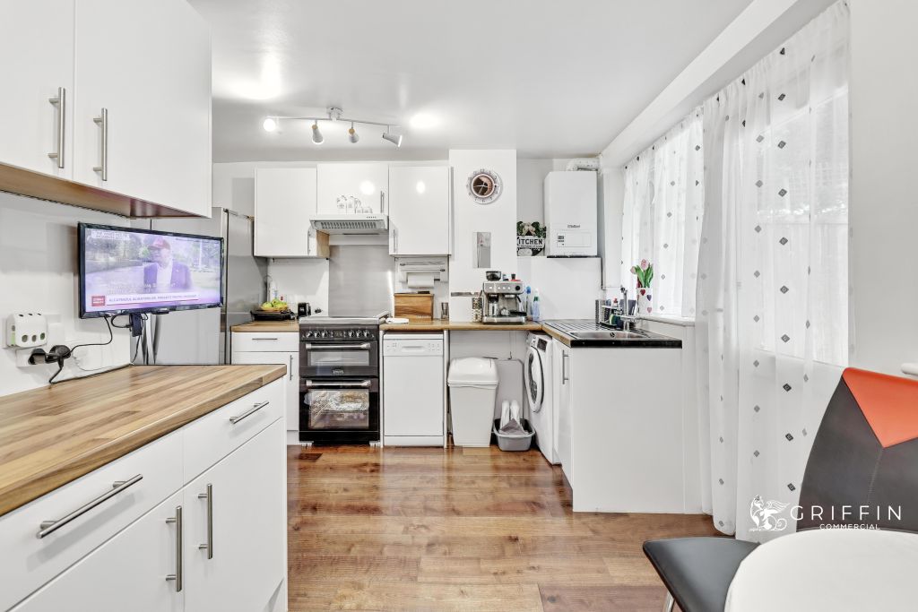 Property photo 2 of 13 11171A6180171A6184