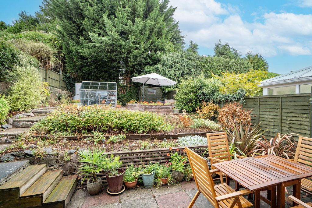 Property photo 3 of 22