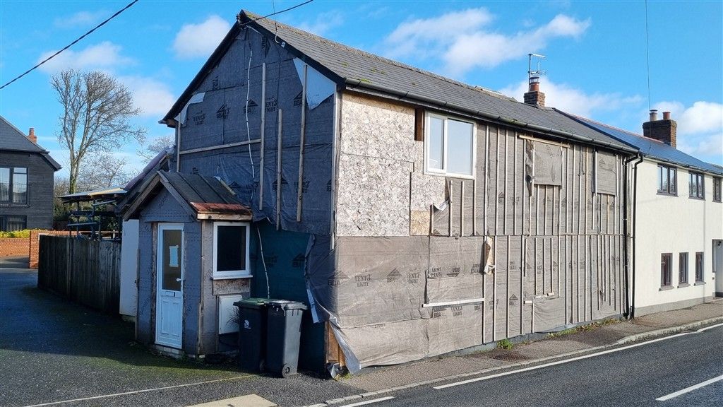 Property photo 1 of 4