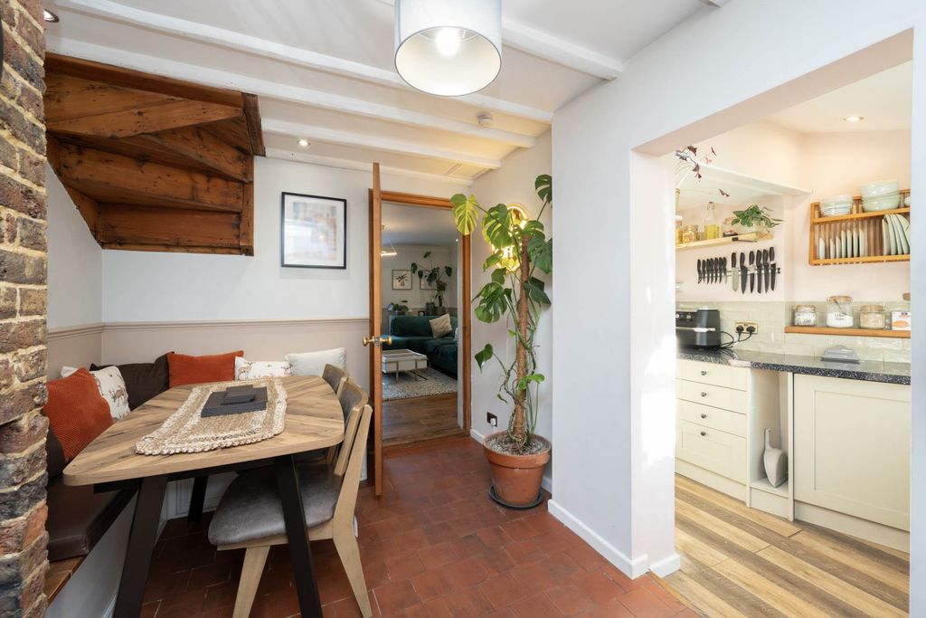 Property photo 3 of 29