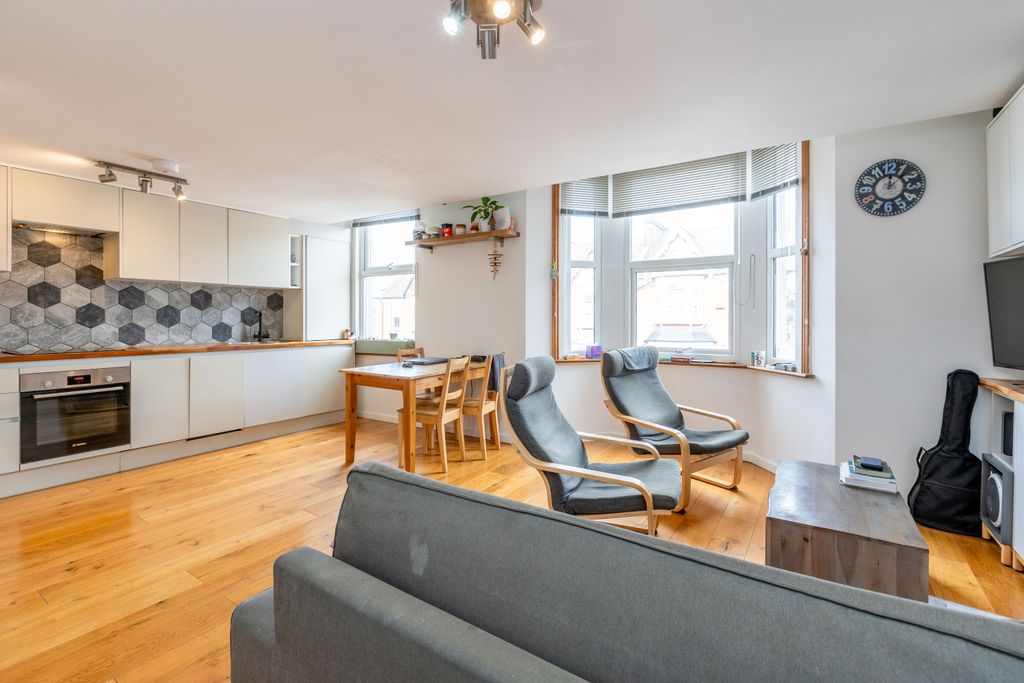 Property photo 3 of 13 Photo #3