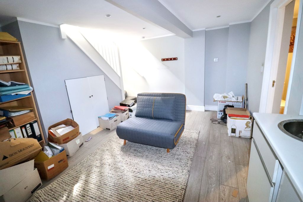 Property photo 3 of 5 Img_5818