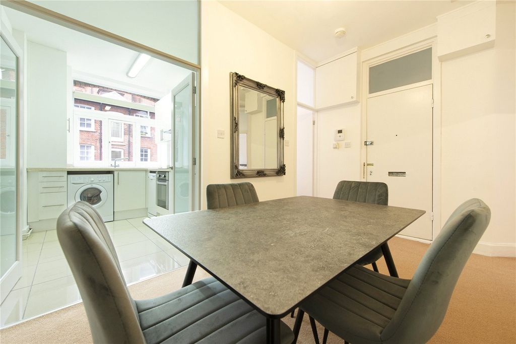 Property photo 2 of 15 Picture No. 20