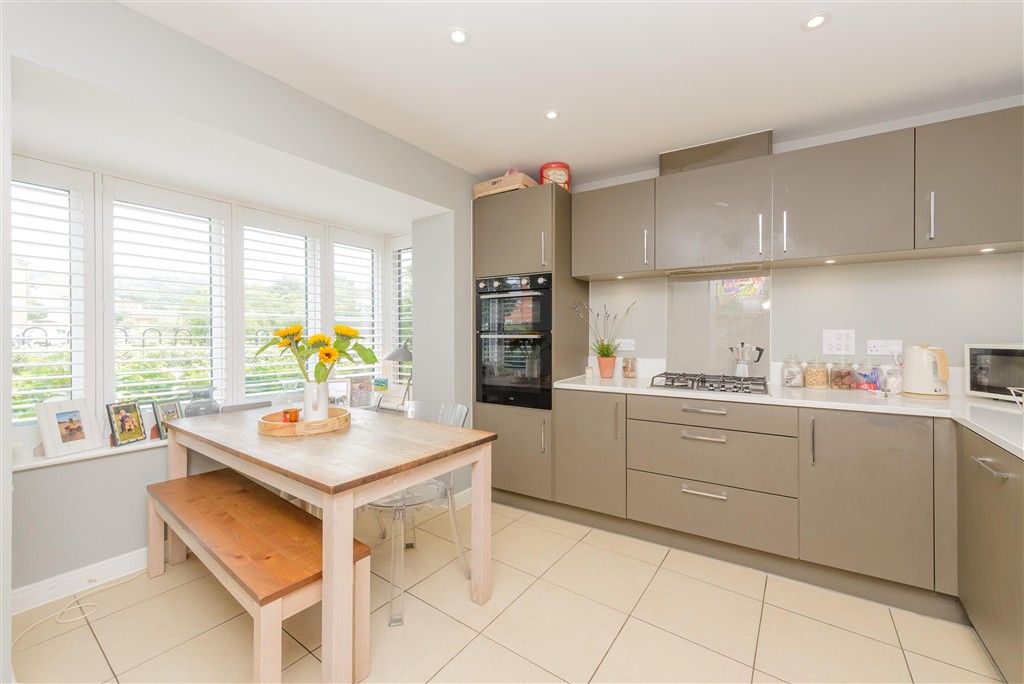 Property photo 3 of 14 Kitchen/Diner