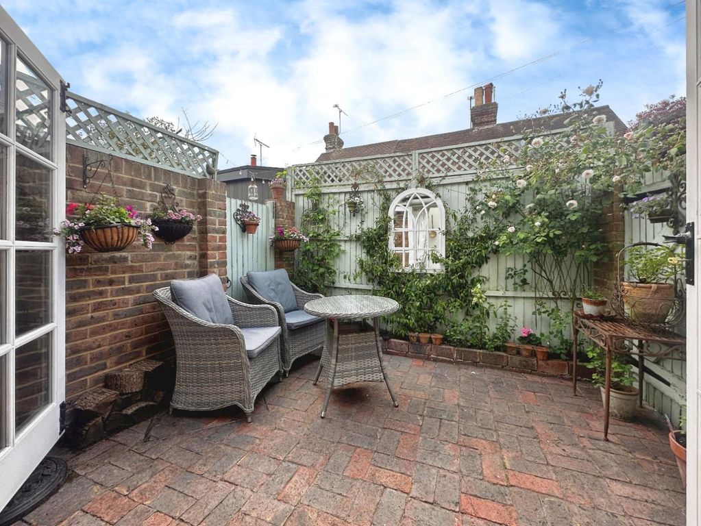 Property photo 2 of 17 83664345-Rear 20Garden.Jpg