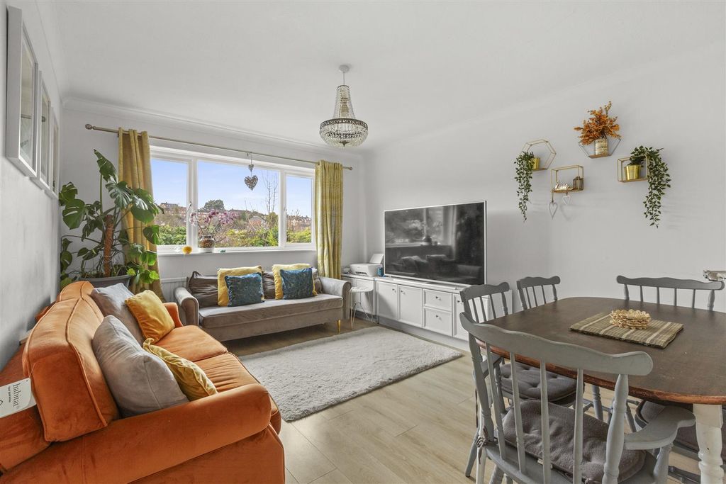 Property photo 2 of 8 Reception Room (1)