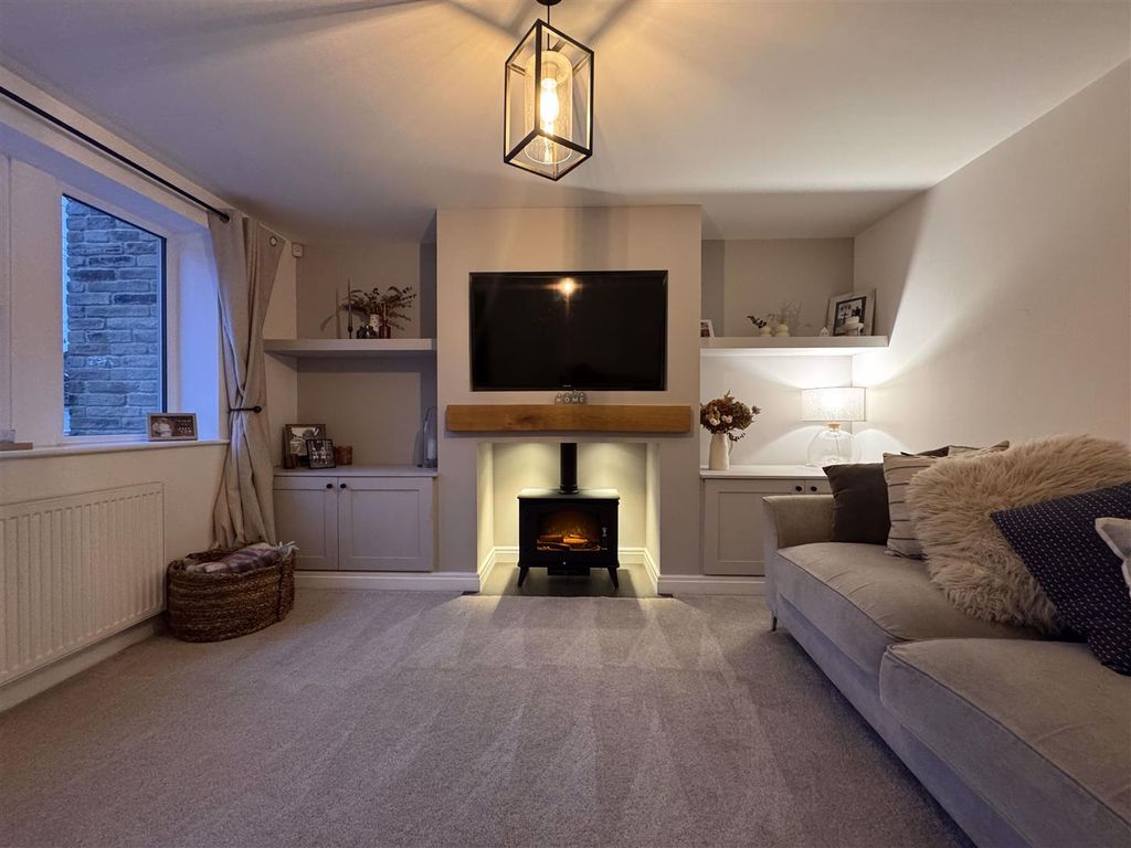 Property photo 2 of 11 Image00012.Jpg