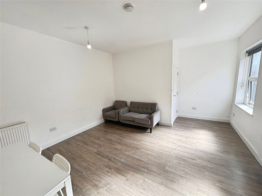 Property photo 2 of 8 Living Area