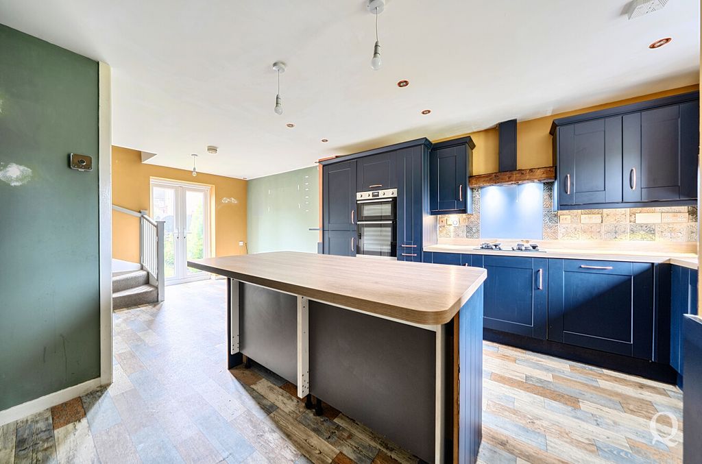 Property photo 2 of 18 Dd07725A-0Ad9-4B9...