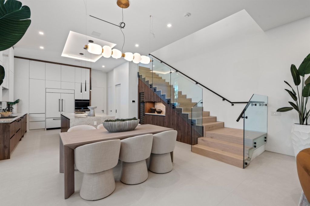 Property photo 3 of 10 <Alttext/>