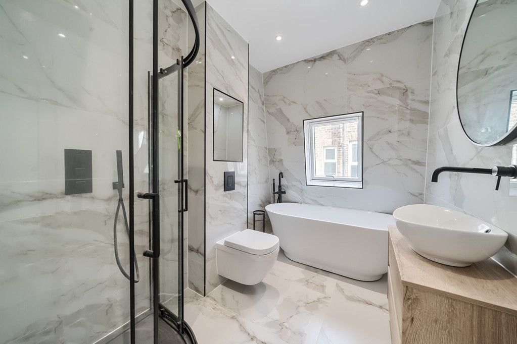 Property photo 3 of 15 Bathroom