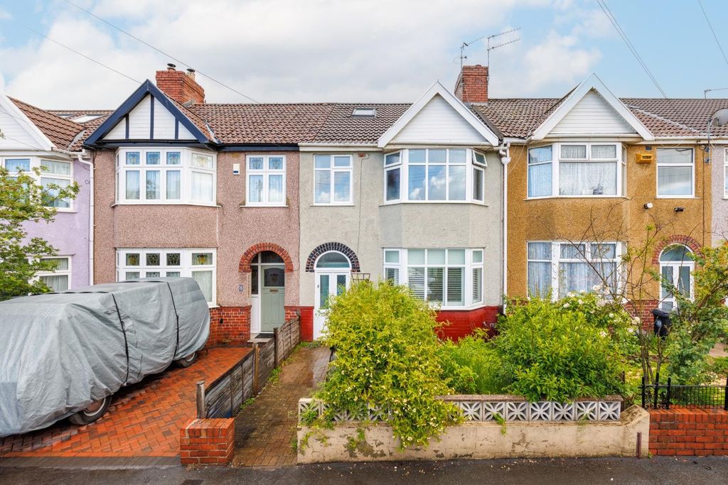 Property photo 2 of 33 6 Everest Road-36.Jpg