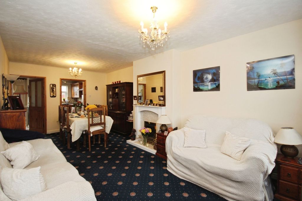 Property photo 3 of 17 Pbox-Img.Jpg