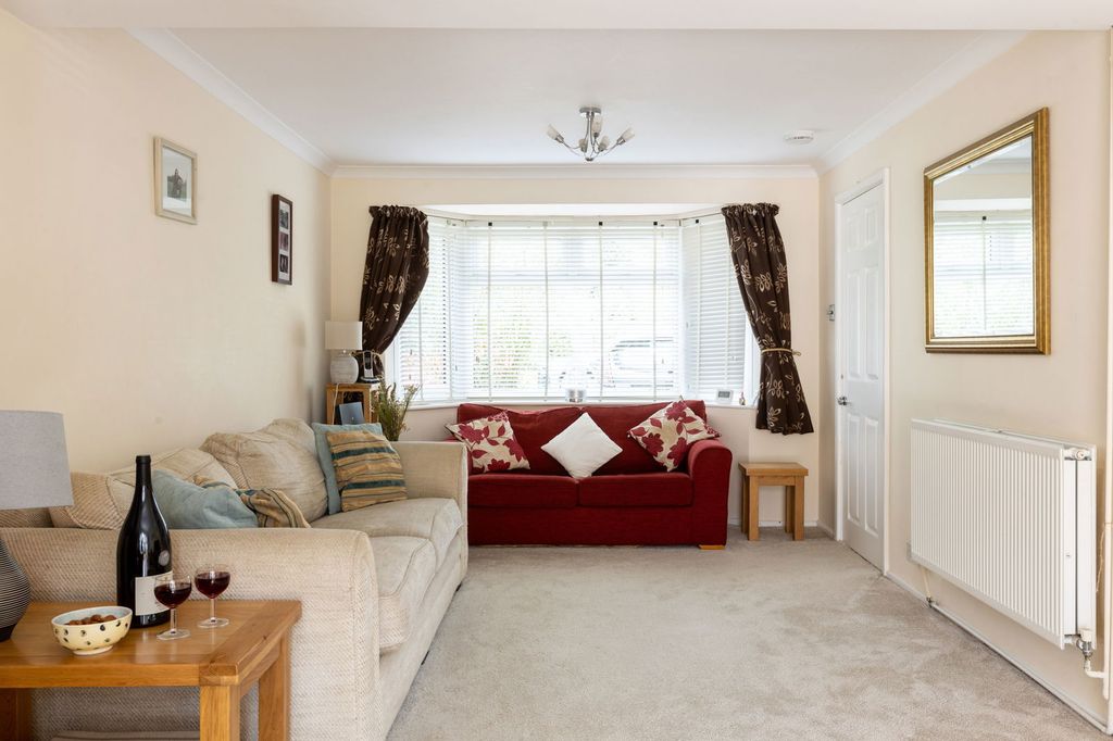 Property photo 2 of 16